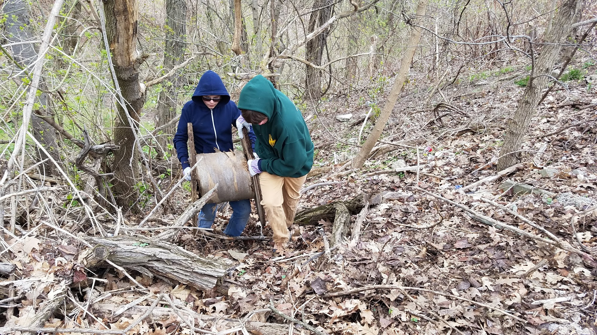 Nature Trail Clean-up in Seldom Seen